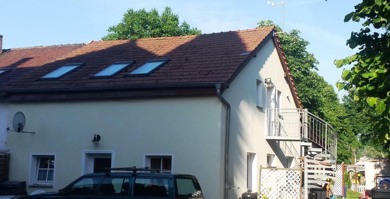 Fewo Hoffmann Grossdeuben Mit 2 Schlafzimmern Dg Bohlen  Exterior foto